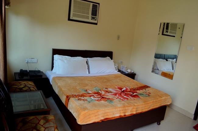 Kangs Nirvana Resorts And Spa Mahalpur Dış mekan fotoğraf