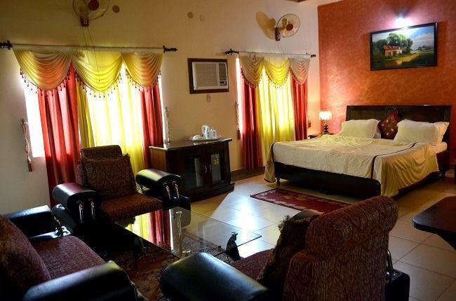 Kangs Nirvana Resorts And Spa Mahalpur Dış mekan fotoğraf
