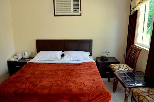 Kangs Nirvana Resorts And Spa Mahalpur Dış mekan fotoğraf